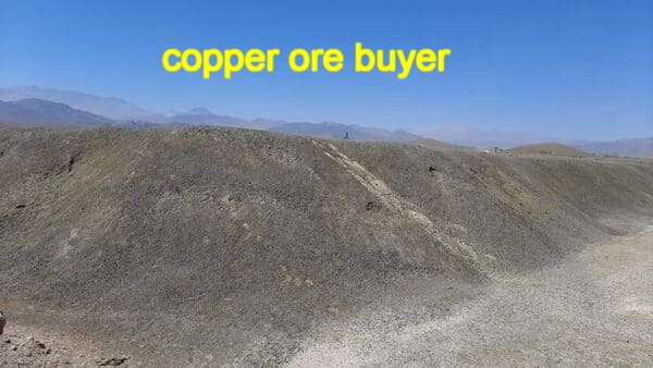 On the spot, we used sealed packaging bags to pack and organize the copper concentrate;